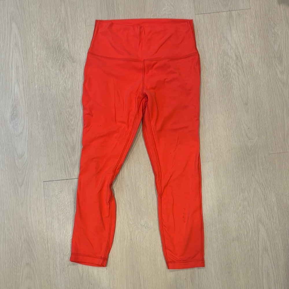 Lululemon red mid length leggings
